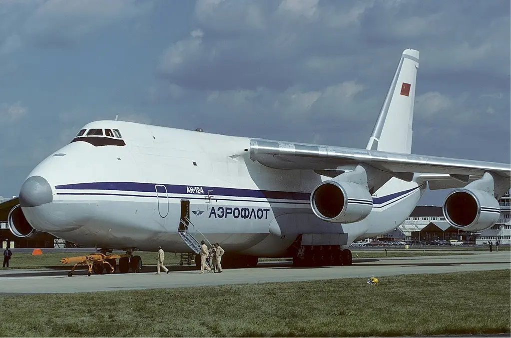 costo flete aereo antonov - Cuánto cuesta un Antonov-124