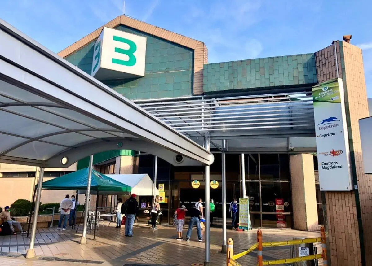 terminal de bucaramanga flete - Cuánto vale el pasaje en bus de Bucaramanga a Medellín