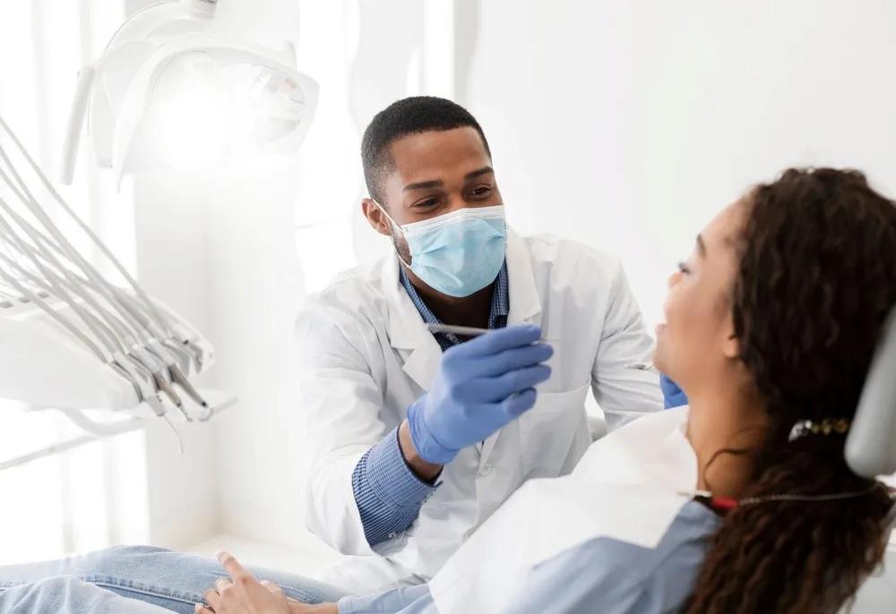 quien puede trasladarse una unidad dental de mudanza - Puedes usar 2 dentistas diferentes