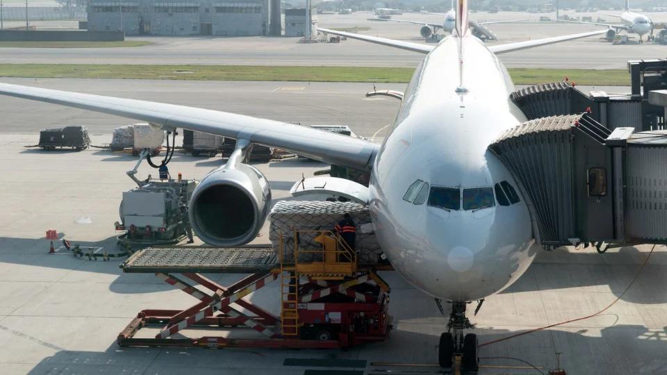 calculador flete aereo desde lima a chile ups - Qué empresa hace envíos de Perú a Chile