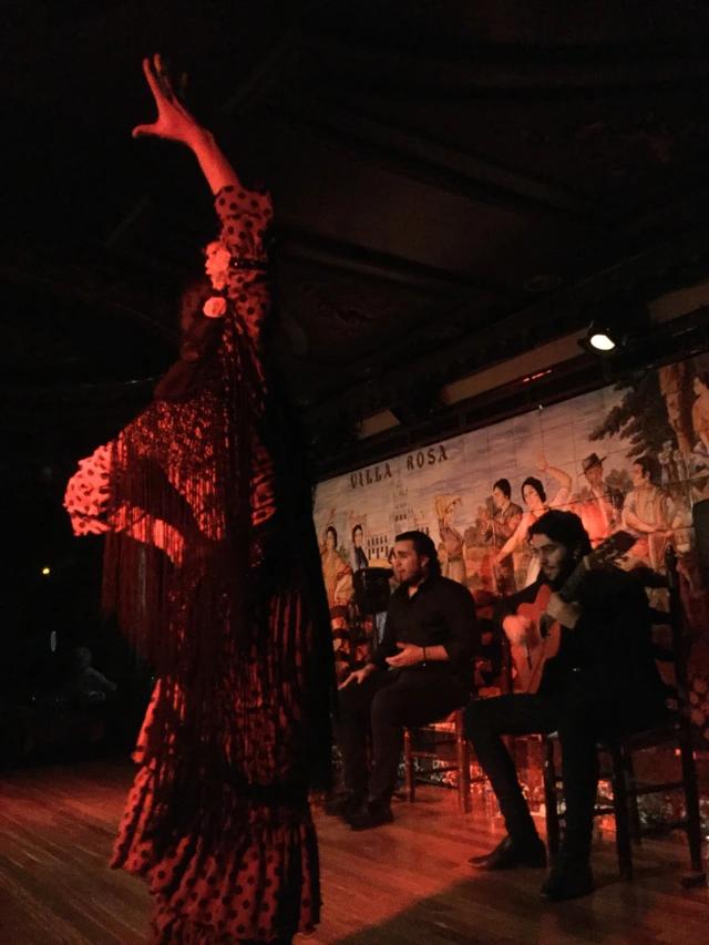 mudanza flamenco - Qué representa el baile flamenco