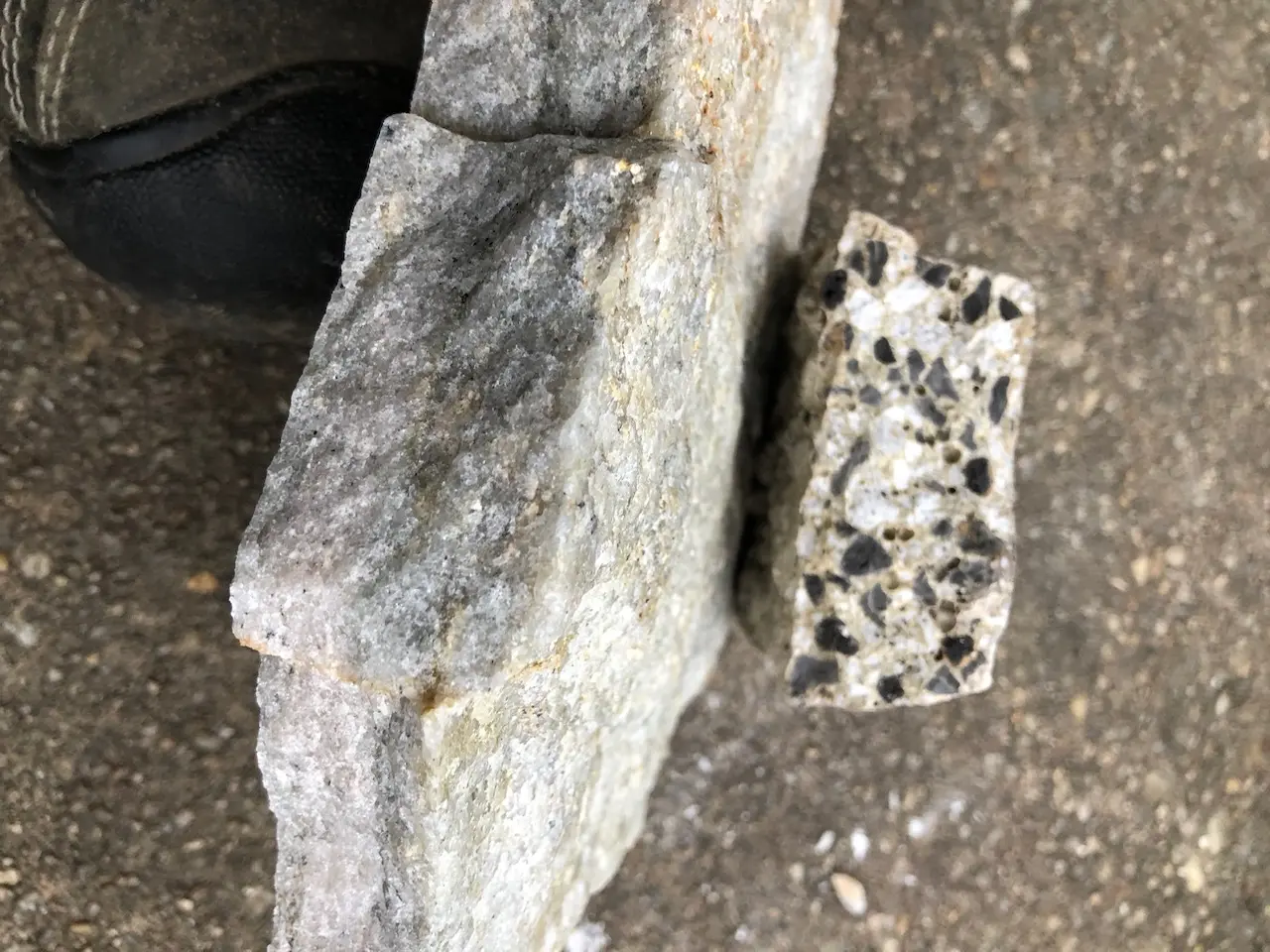 flet stone - What is thin stone called
